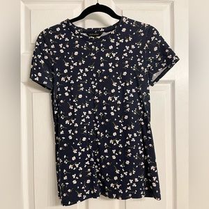 Banana Republic womens floral tshirt